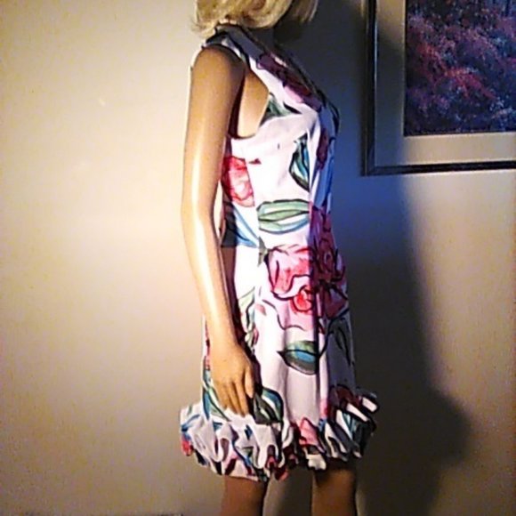 Beautiful Floral Dress 8 Sleeveless Donna Ricco New York Ruffled Bottom Tropical - Picture 4 of 8